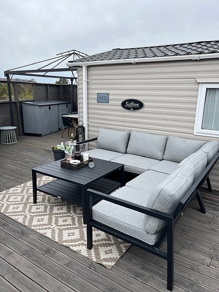 Andre Delta Safron 2020 – 3 soverom – stor terrasse og flotte solforhold på Grindafjord Feriesenter 27 of 30