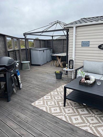Andre Delta Safron 2020 – 3 soverom – stor terrasse og flotte solforhold på Grindafjord Feriesenter 30 of 30