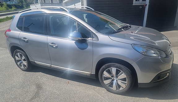 Peugeot 2008 4 of 5