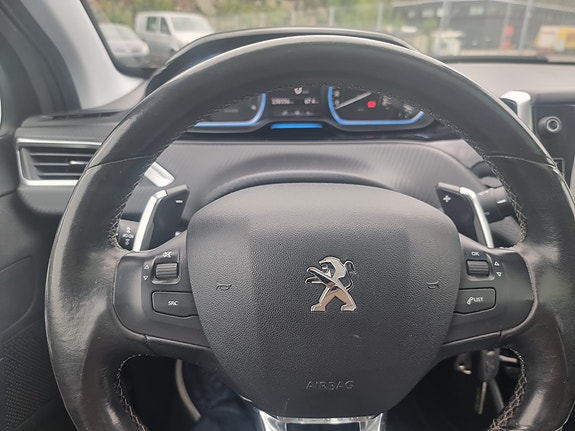 Peugeot 2008 6 of 13