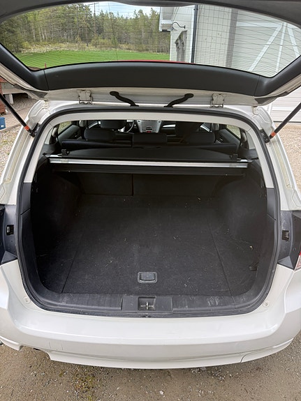 Subaru Legacy 7 of 24
