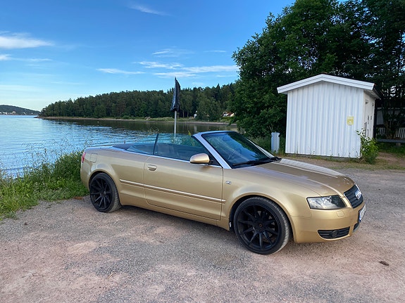 Audi A4 5 of 19