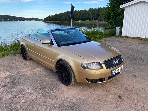 Audi A4 2 of 19
