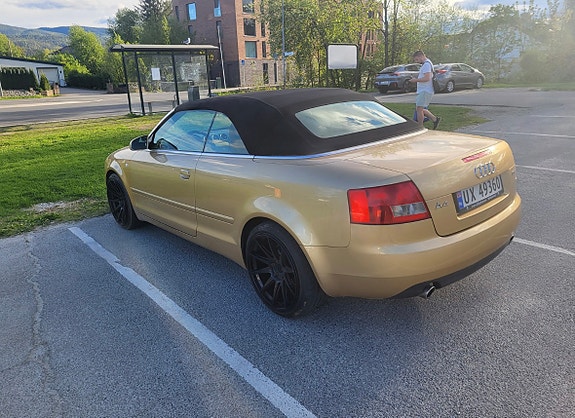 Audi A4 15 of 19