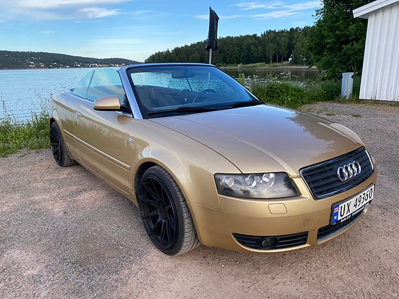 Audi A4 3 of 19