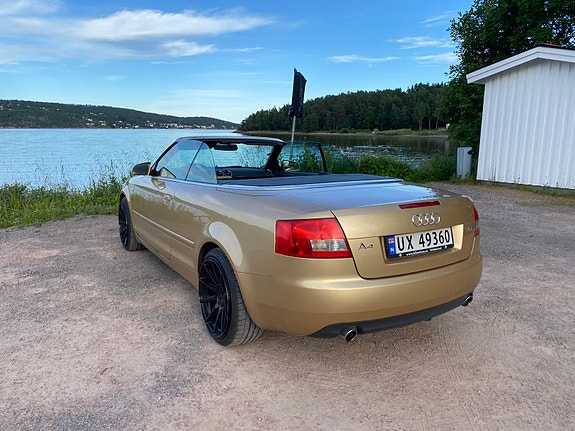 Audi A4 8 of 19