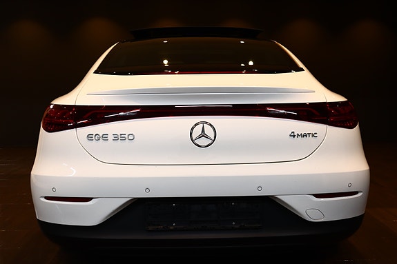 Mercedes-Benz EQE350 9 of 30