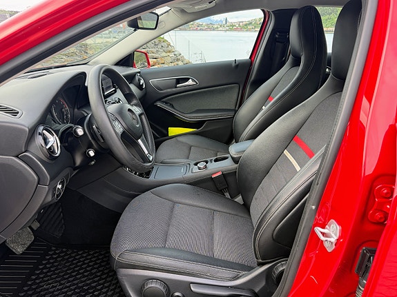 Mercedes-Benz A180 5 of 5
