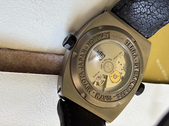 Product image 5 of 8