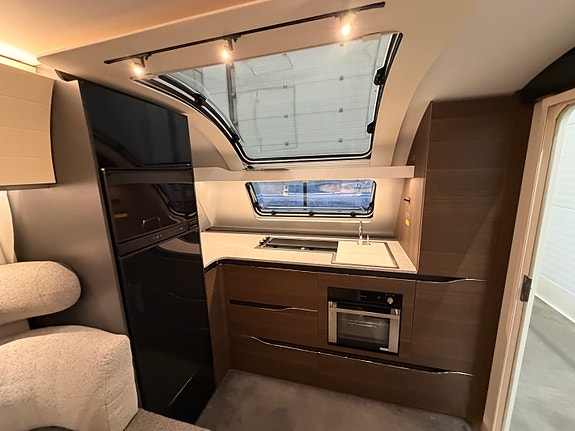 Bilde 5 av Adria ALPINA 663HT. AIRCONTITION. PLUSS PAKKE. TV.