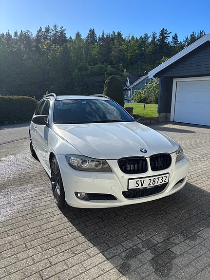 BMW 318d 2 of 27