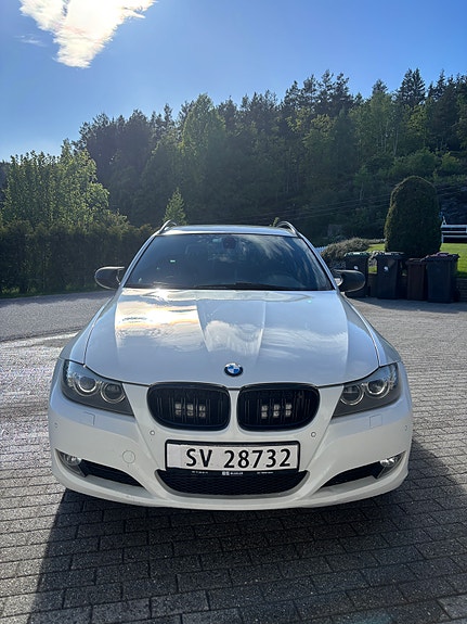 BMW 318d 3 of 27