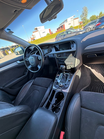 Audi A4 14 of 24