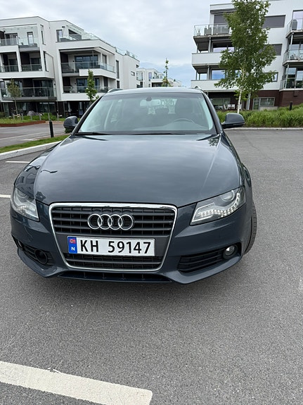 Audi A4 4 of 24