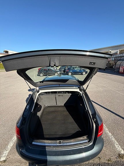 Audi A4 16 of 24