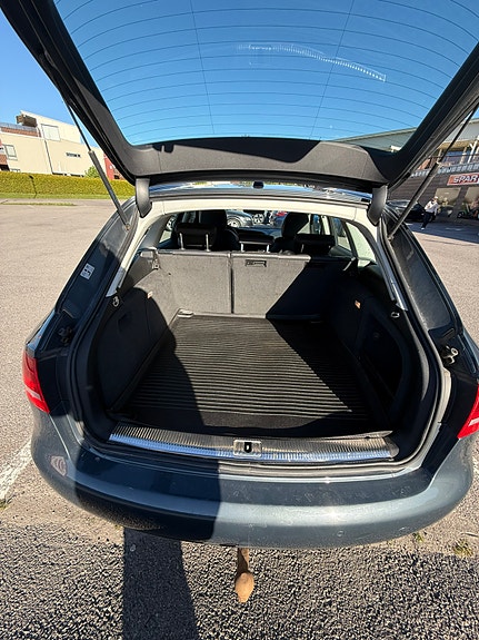Audi A4 12 of 24