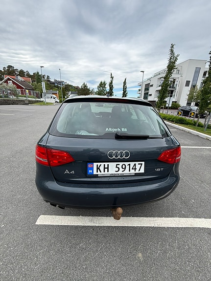 Audi A4 6 of 24