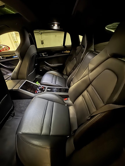 Porsche Panamera 23 of 30