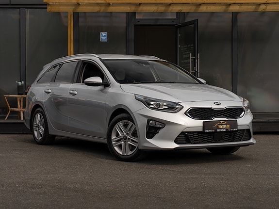 Kia Ceed 3 of 5