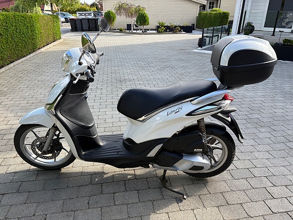 Piaggio Liberty 125 2 of 5