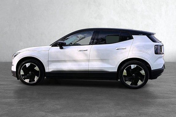 Med bilens kraftige motor på hele 428hk går bilen fra 0-100 på kun 3.6 sekunder!