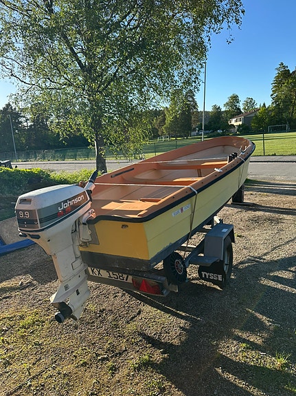 Båt med motor og henger 3 of 5