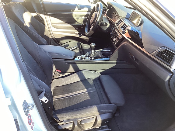 BMW 318 8 of 11