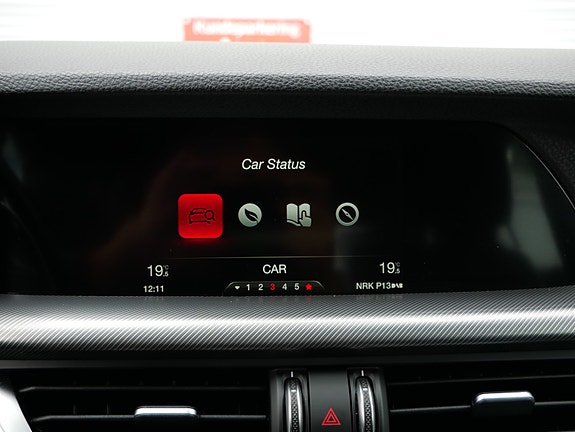 Alfa Romeo Stelvio 20 of 30
