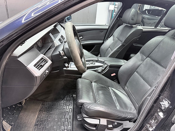 BMW 525d 19 of 30