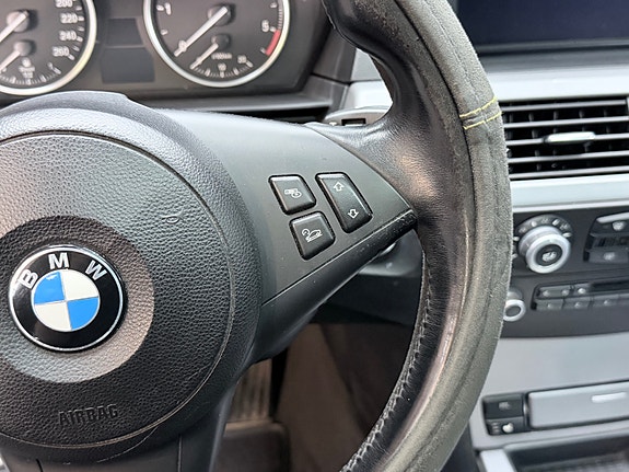 BMW 525d 29 of 30