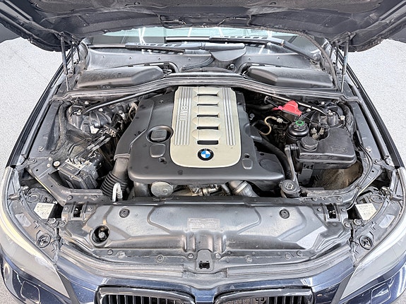 BMW 525d 17 of 30