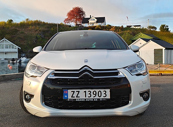 Citroen DS4 3 of 5