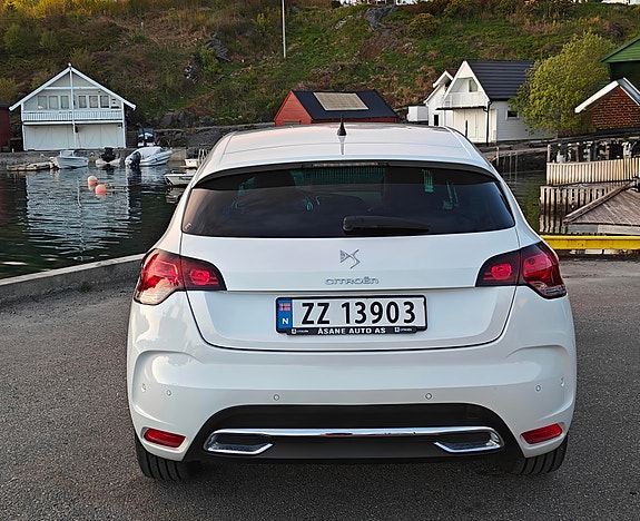 Citroen DS4 4 of 5