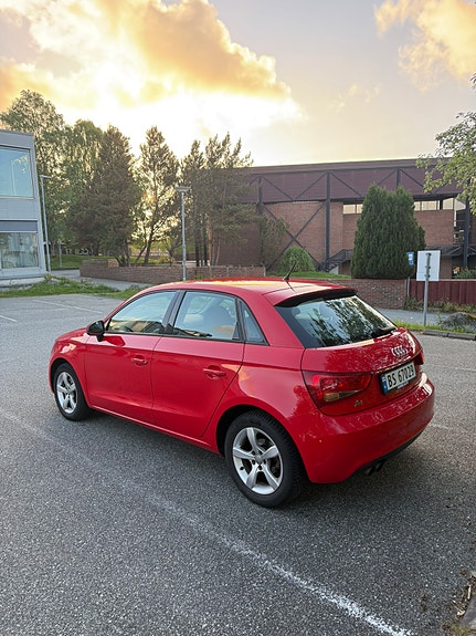 Audi A1 3 of 11