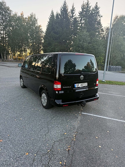 Volkswagen Caravelle 14 of 23