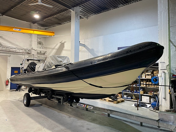 Tornado 8,5 RIB - kraftig og sjøsterk båt med 300 hk (2012.mod). 3 of 5