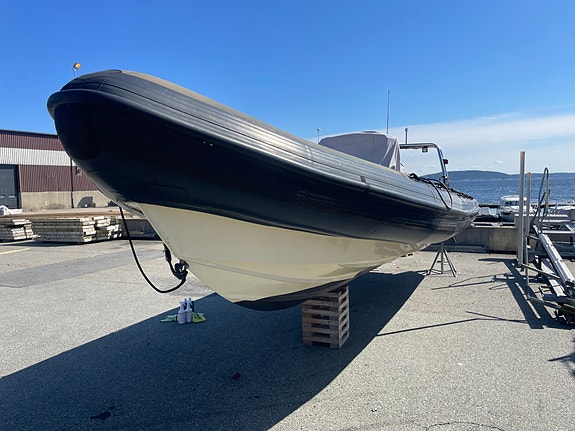Tornado 8,5 RIB - kraftig og sjøsterk båt med 300 hk (2012.mod). 5 of 5