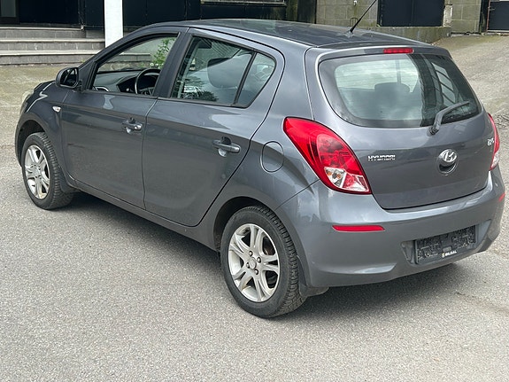 Hyundai i20 9 of 14