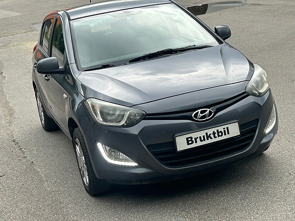 Hyundai i20 3 of 14