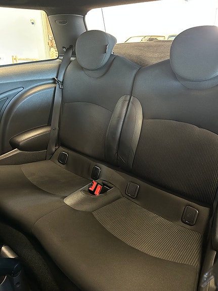 MINI Cooper 12 of 23