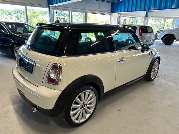 MINI Cooper 6 of 23