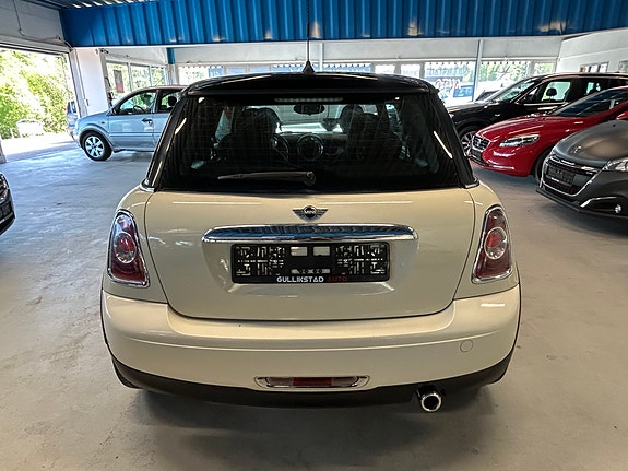 MINI Cooper 7 of 23
