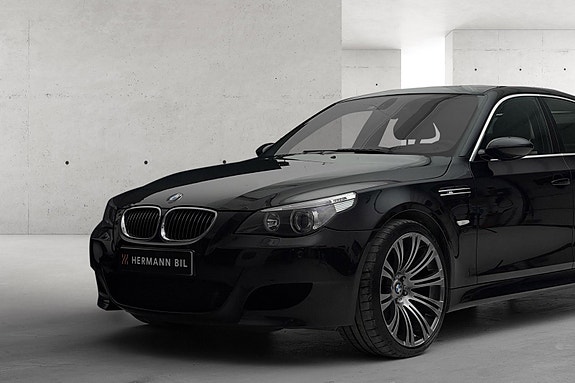 BMW M5 2 of 5