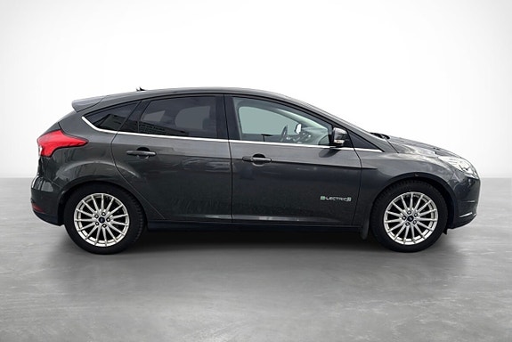 Ford Focus 4 of 5