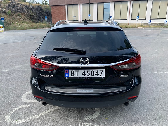 Mazda 6 4 of 5