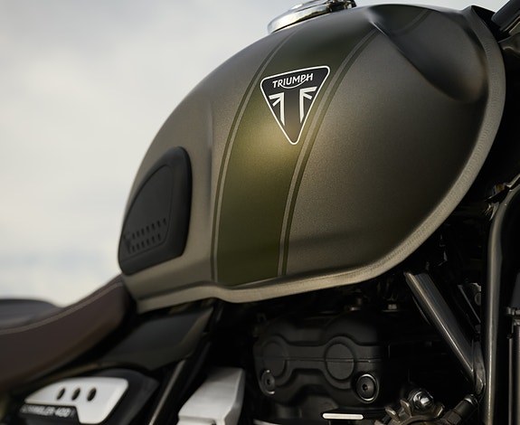 Triumph Scrambler 400 X 4 of 16