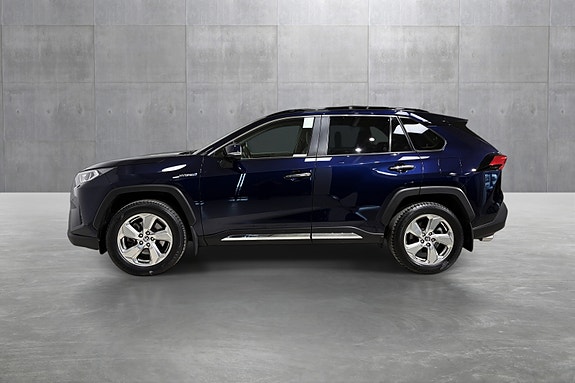 Toyota RAV4 2 of 5