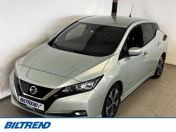 Nissan Leaf 2 of 23