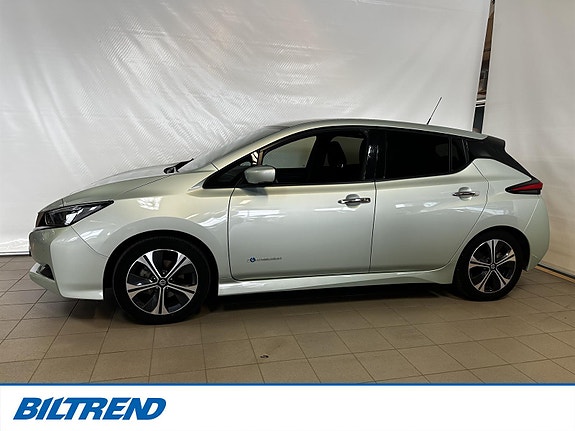 Nissan Leaf 5 of 23