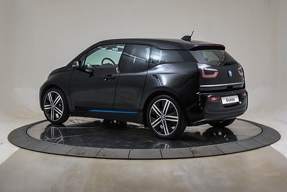 BMW i3 3 of 5
